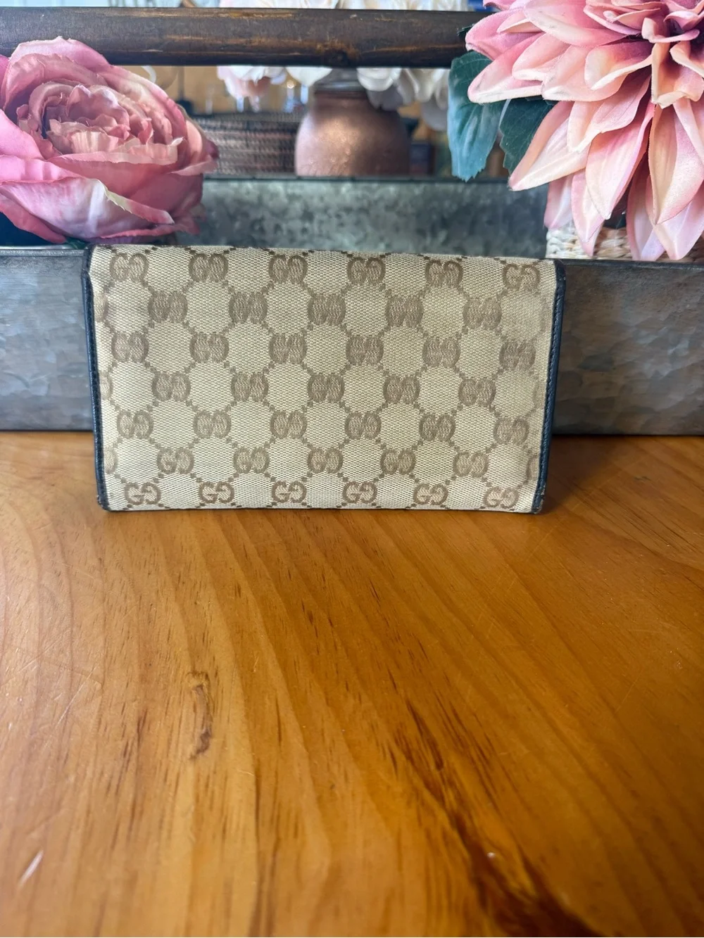 Gucci Beige and Dark Brown Monogram Fold Wallet 2573034276